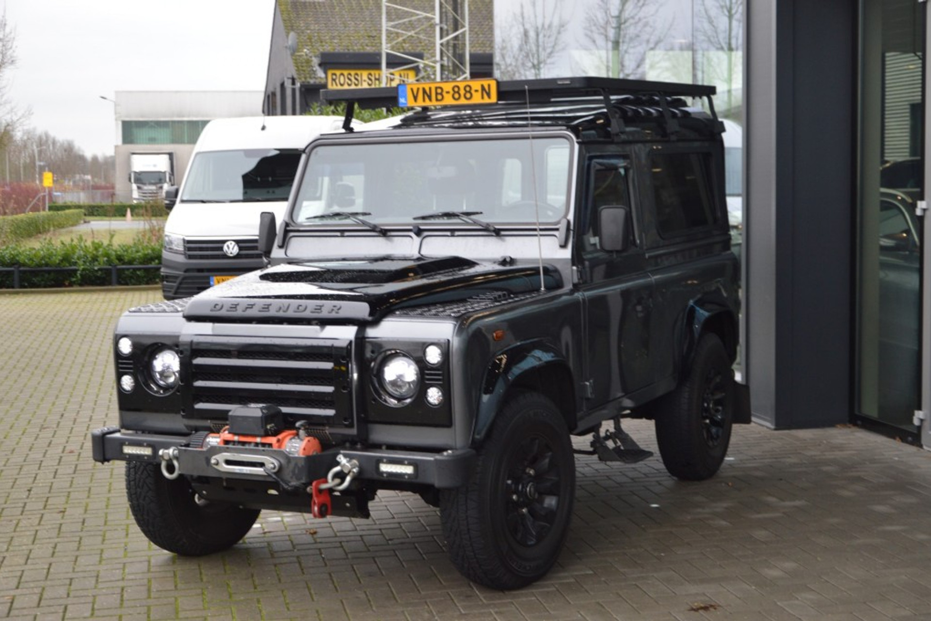 28926538-3.jpg