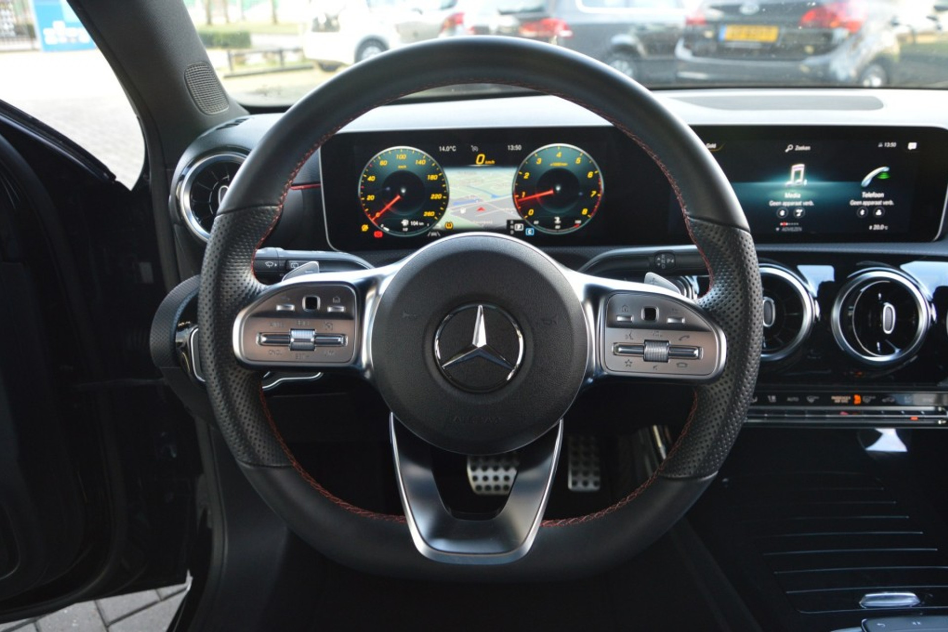 32672913-17.jpg