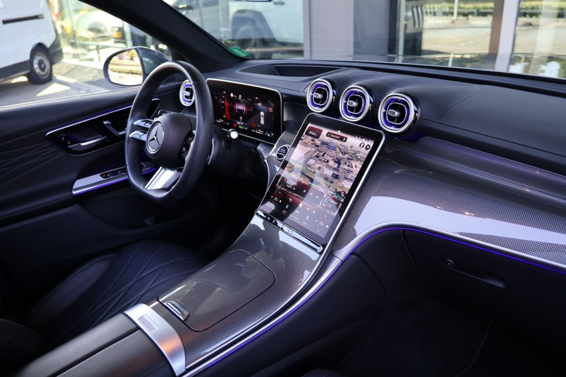 47557626-14.jpg